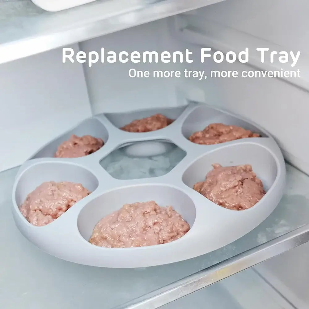 Replacement food tray for pet meals, designed for convenience and easy storage in the refrigerator.