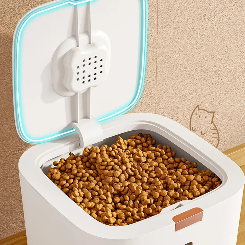 Pet Food Storage: Moisture-Proof & Sealed