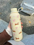 Load image into Gallery viewer, Travel-friendly Insulated Water Bottle